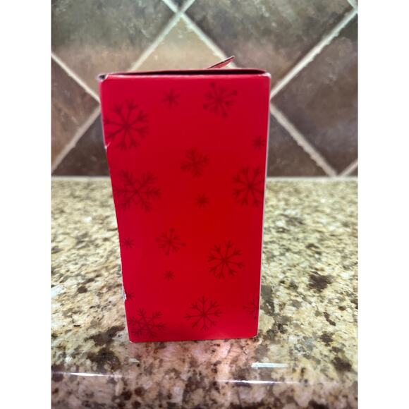 New Hallmark Netflix Stranger Things Chief Hopper Christmas Ornament Gift Red - Picture 3 of 6